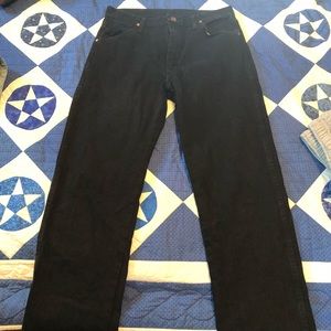 RARE Black Wrangler Cowboy Cut Jeans 32x32
